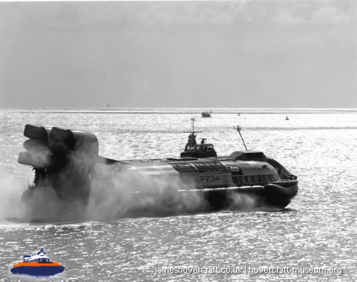 Vosper-Thornycroft VT2 in service -  (credit: The <a href='http://www.hovercraft-museum.org/' target='_blank'>Hovercraft Museum Trust</a>).